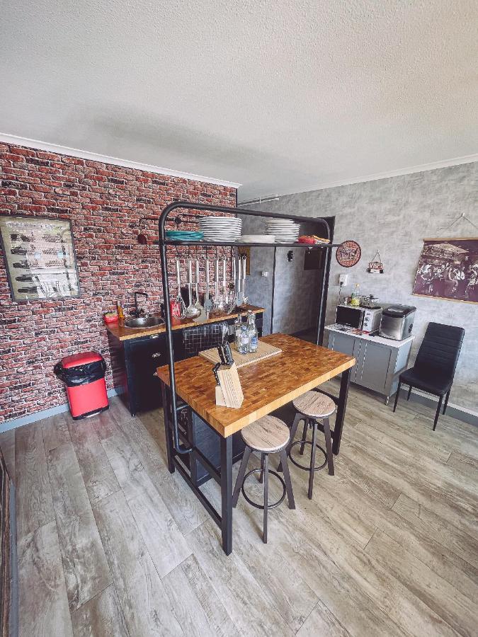 Tassigny Gare By Carl-Emilie Apartman Épinal Kültér fotó