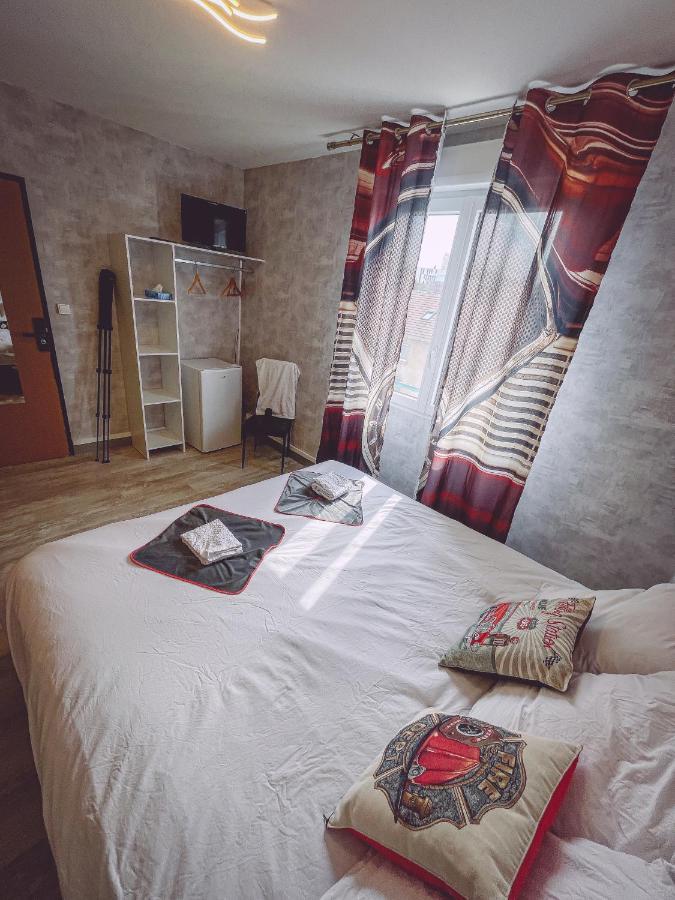 Tassigny Gare By Carl-Emilie Apartman Épinal Kültér fotó
